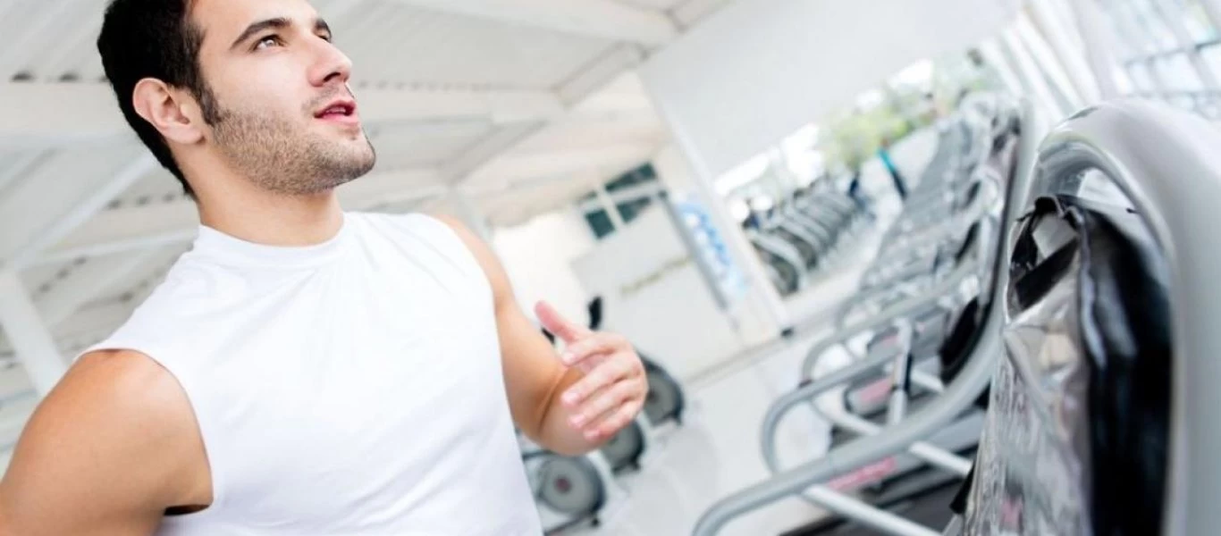 Μυϊκή μάζα: Γιατί χάνουμε τη δύναμή μας μετά τα 50